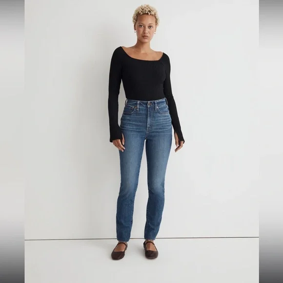 Madewell: The Curvy Perfect Vintage Jean in Decatur Wash - Picture 6 of 6